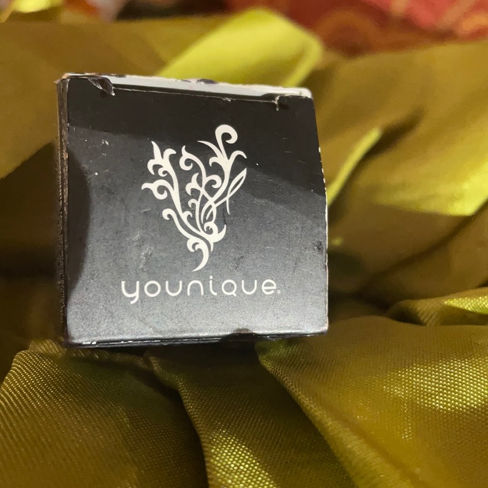 Younique